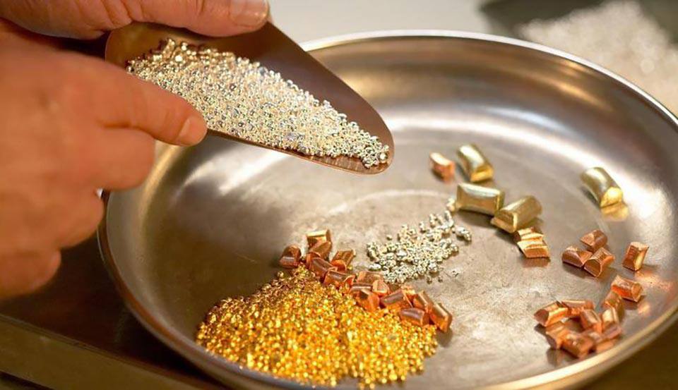 The Composition of White, Yellow, and Rose Gold: Exploring the Metals Within.